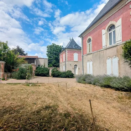 Louis Guingot - Domaine Chateau Colin Villa *